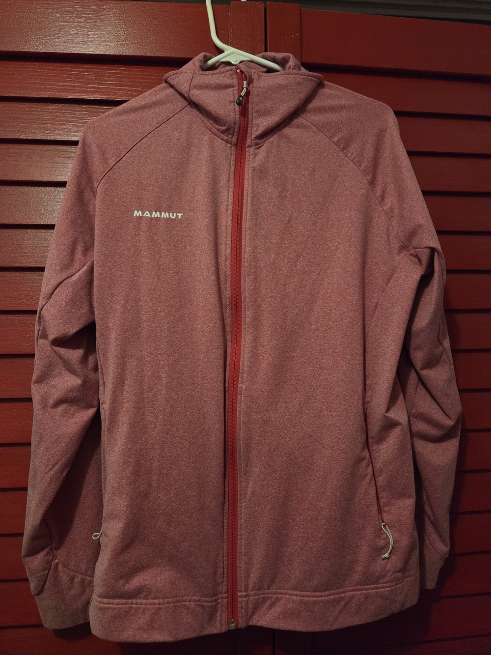 Mammut Men's Red Full-Zip Lightweight Jacket
